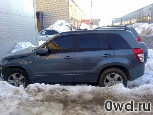 Битый автомобиль Suzuki Grand Vitara